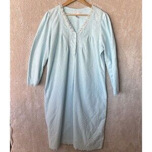Earth Angels Womens XL Light Blue Long Sleeve Nightgown Textured Fleece Lace